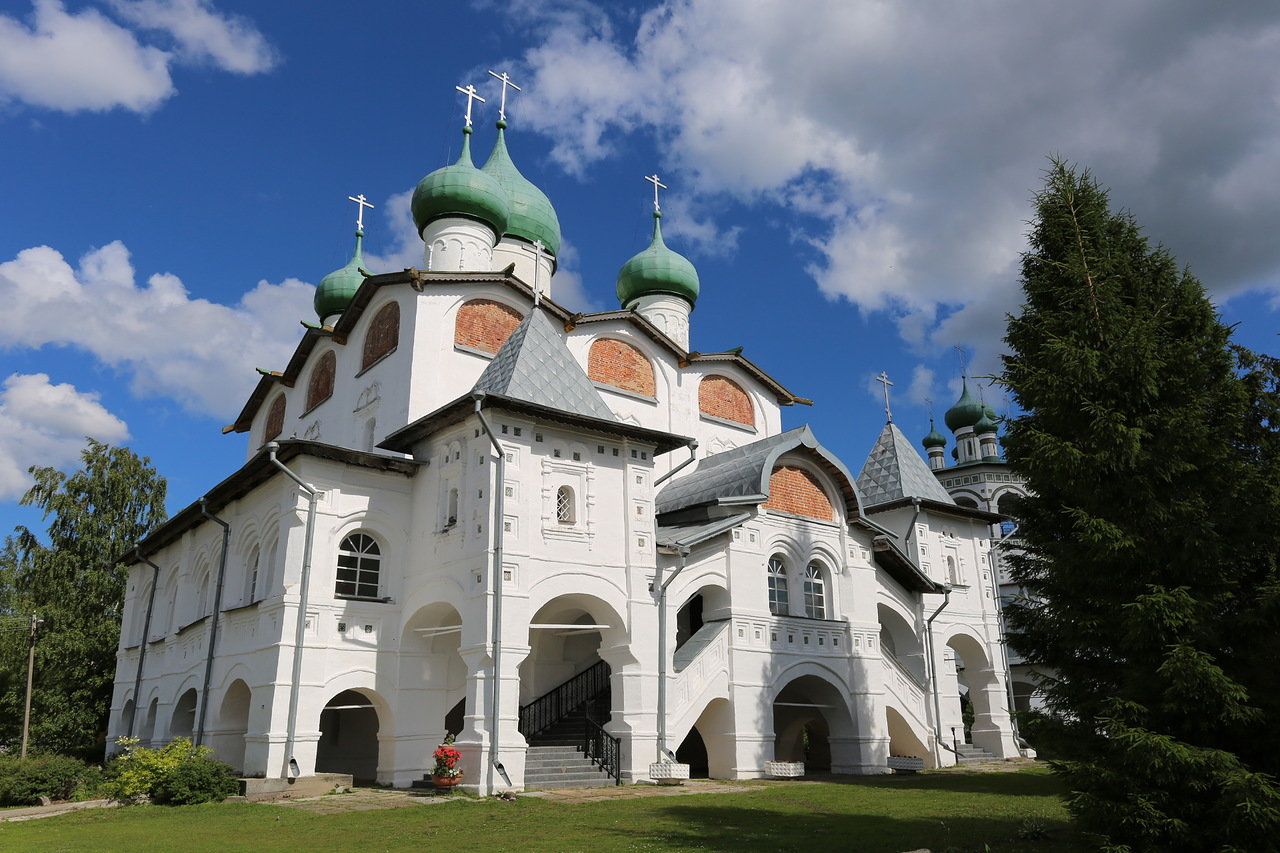 Николо-Вяжищский монастырь